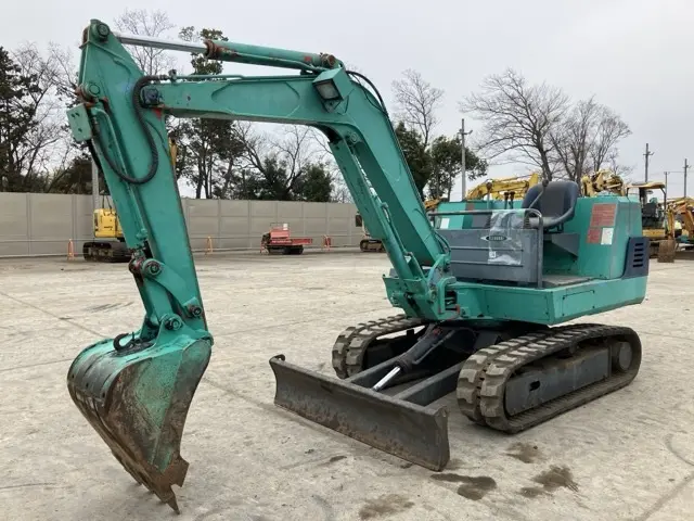 MINI EXCAVATOR