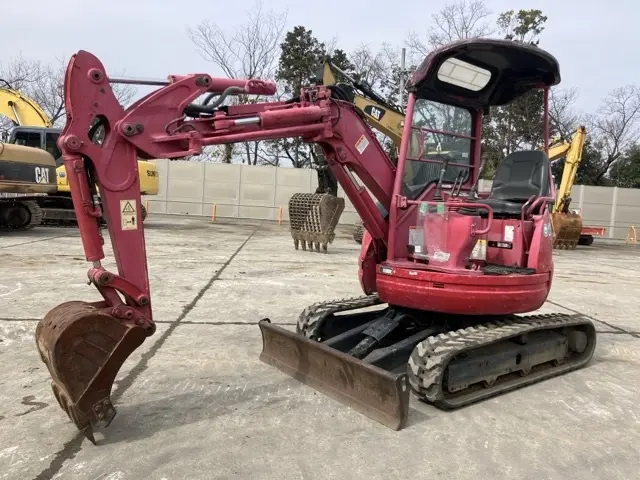 MINI EXCAVATOR