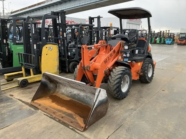 MINI WHEEL LOADER