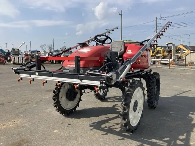 HIGH CLEARANCE BOOM SPRAYER