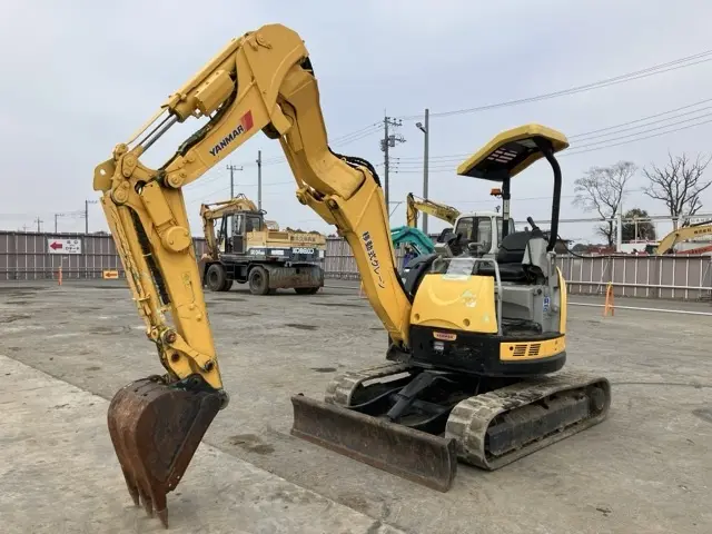 MINI EXCAVATOR