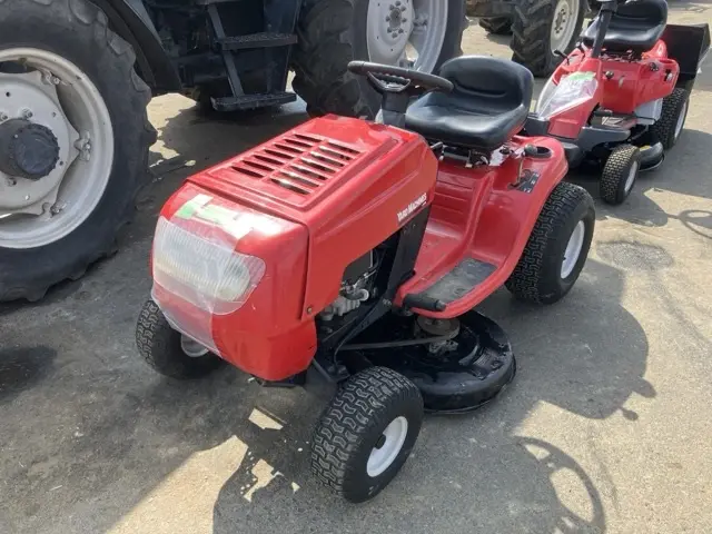 MOWING MACHINE