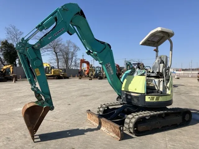 MINI EXCAVATOR