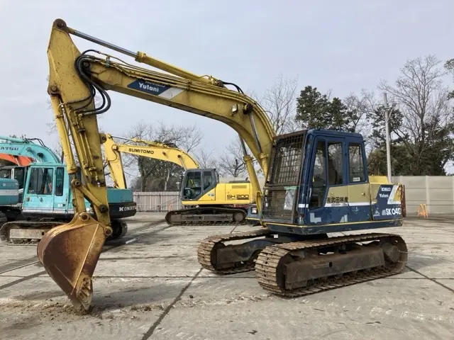 EXCAVATOR