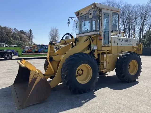 WHEEL LOADER