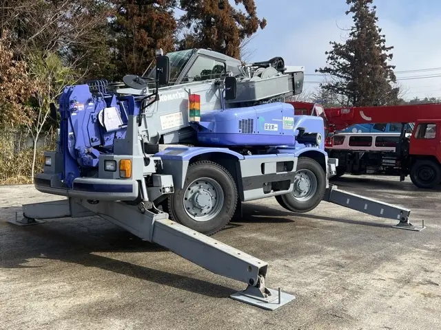 Rough Terrain Crane