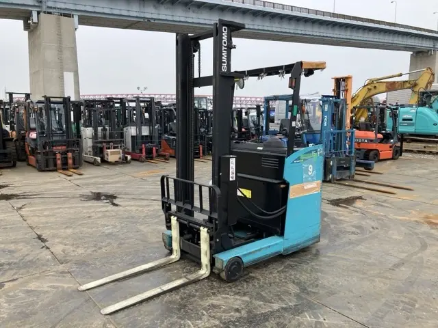 Reach Forklift