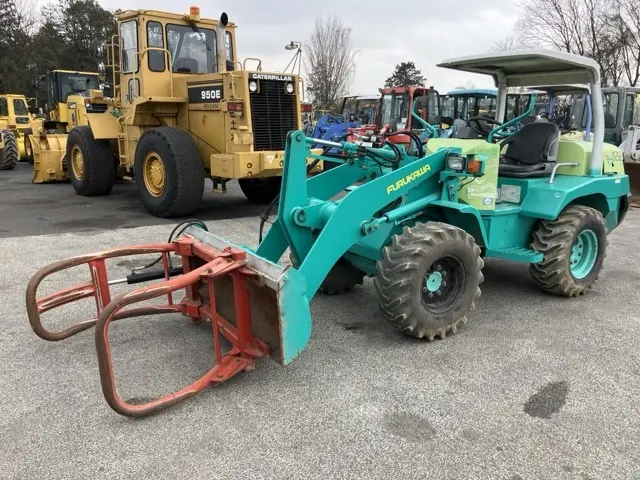 MINI WHEEL LOADER