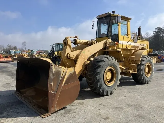 WHEEL LOADER