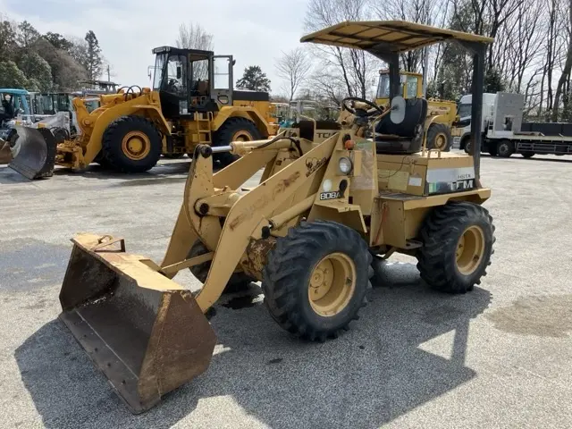 MINI WHEEL LOADER