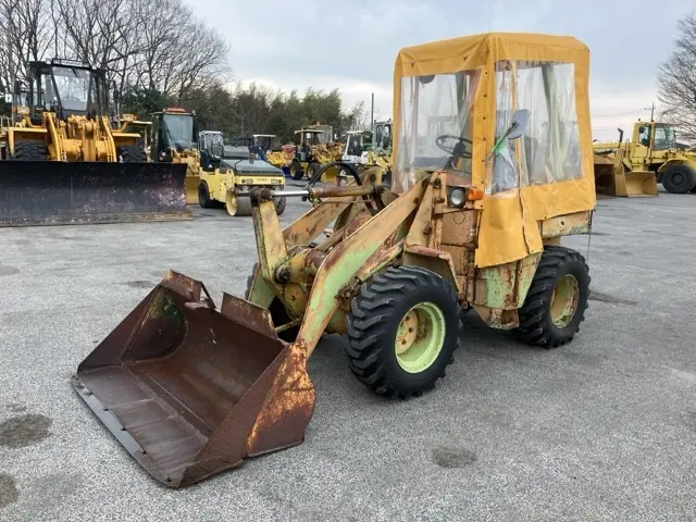 MINI WHEEL LOADER