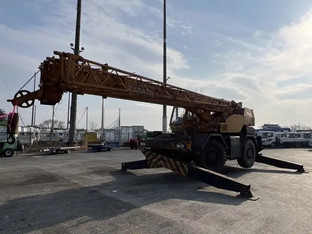 Rough Terrain Crane