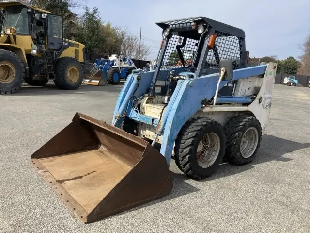 SKID STEER LOADER