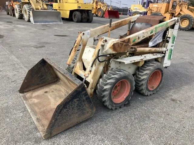 SKID STEER LOADER