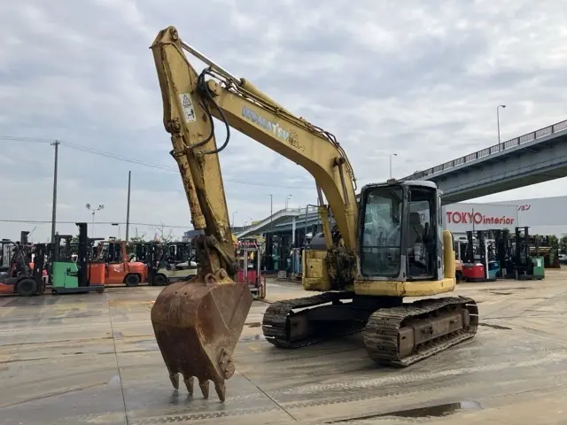 EXCAVATOR