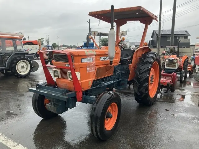 Tractor