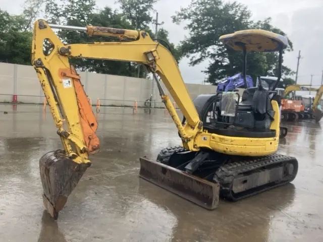 MINI EXCAVATOR
