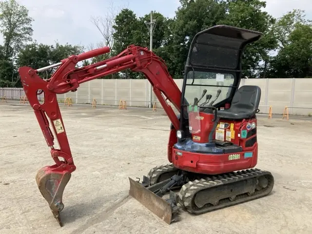 MINI EXCAVATOR
