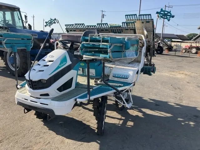 RICE TRANSPLANTER