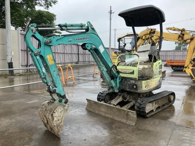 MINI EXCAVATOR