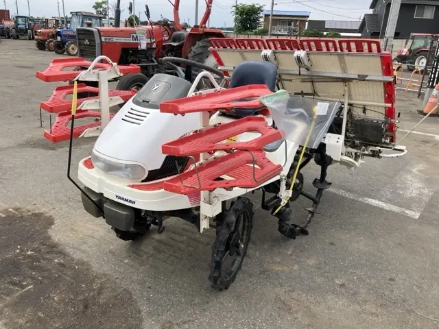 RICE TRANSPLANTER