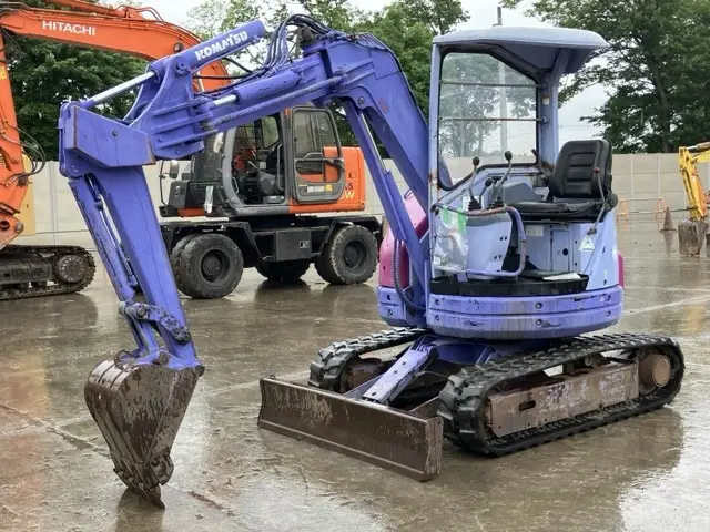 MINI EXCAVATOR
