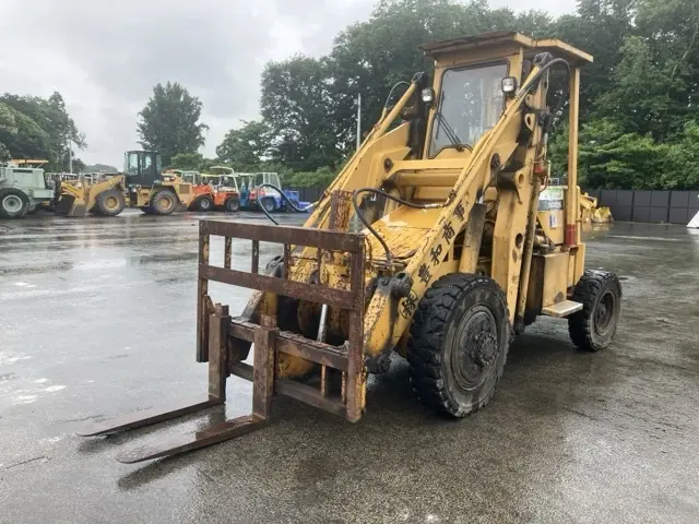 SHOVEL LOADER