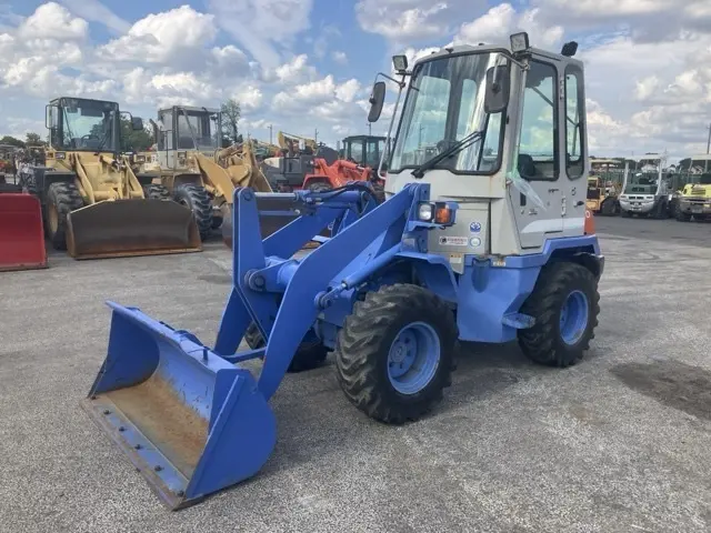 MINI WHEEL LOADER