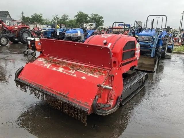 MOWING MACHINE