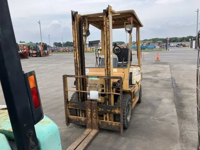 Forklift