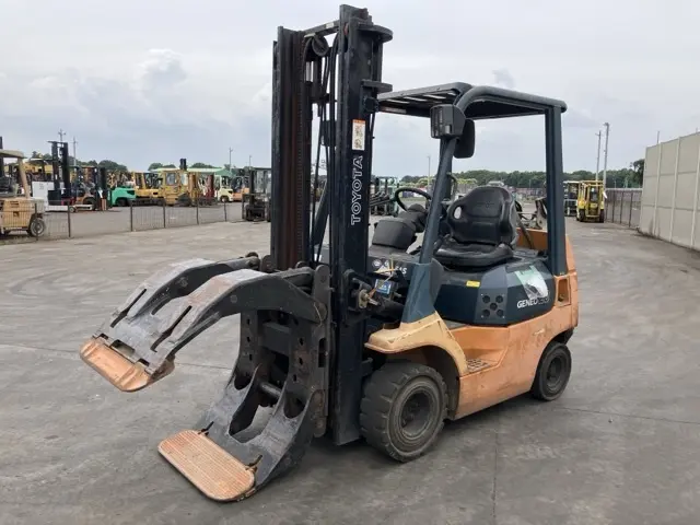 Forklift