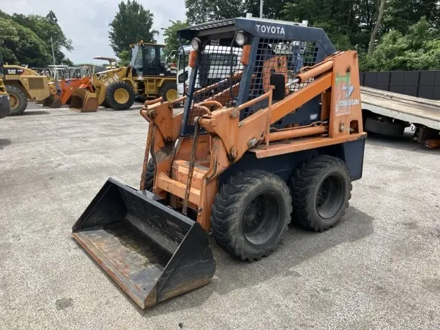 SKID STEER LOADER