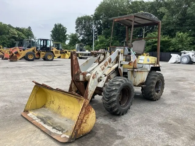 MINI WHEEL LOADER