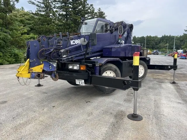 Rough Terrain Crane