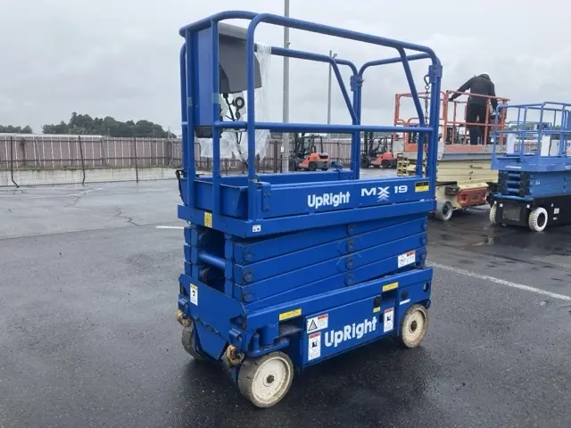AERIAL WORK PLATFORM