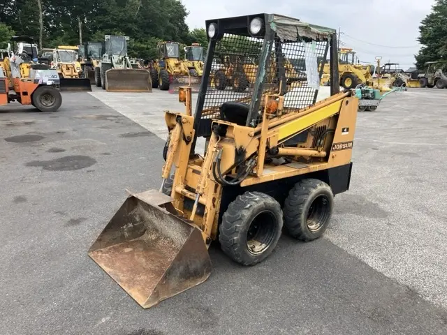 SKID STEER LOADER