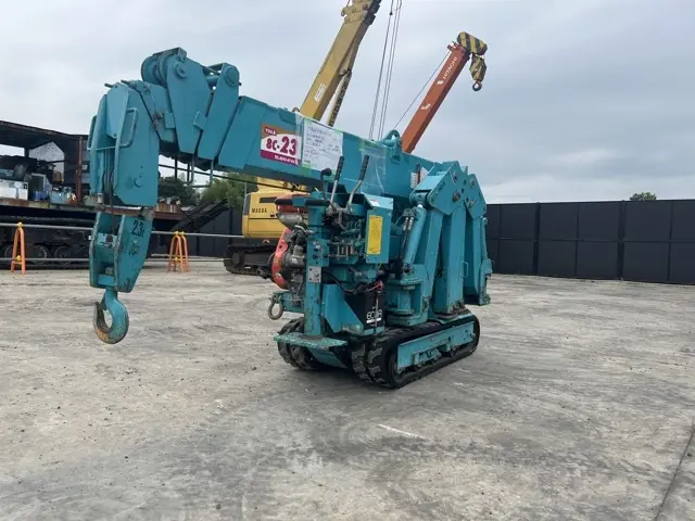 MINI CRAWLER CRANE