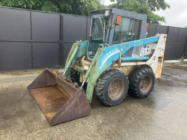 SKID STEER LOADER