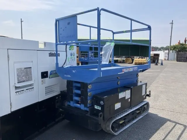 AERIAL WORK PLATFORM