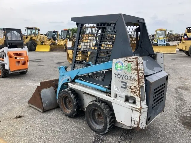 Xúc lật mini No.103 - 3