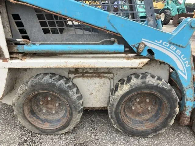 Xúc lật mini No.103 - 8