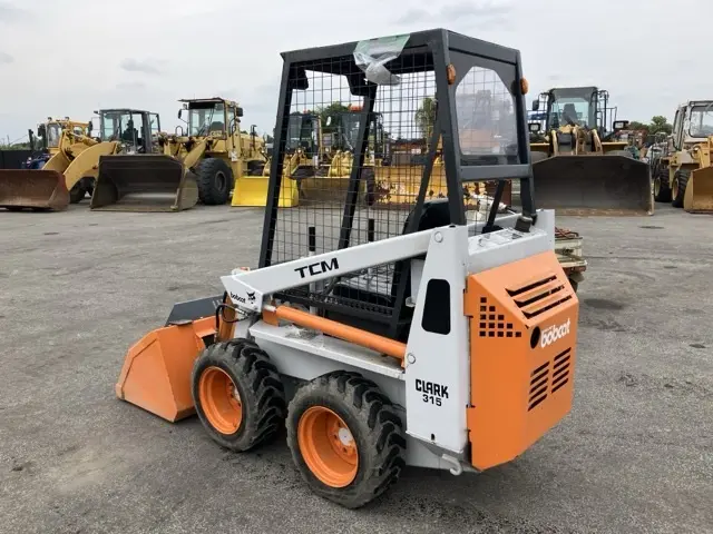 Xúc lật mini No.104 - 3