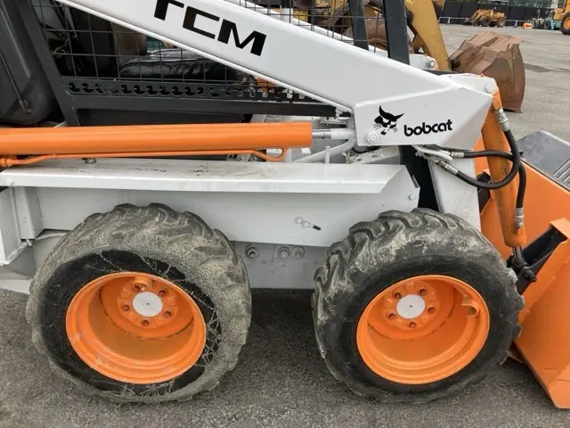 Xúc lật mini No.104 - 8