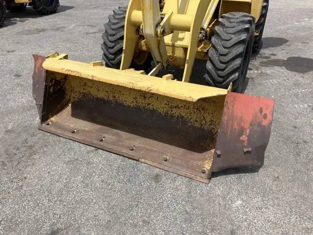 Xúc lật mini No.119 - 17