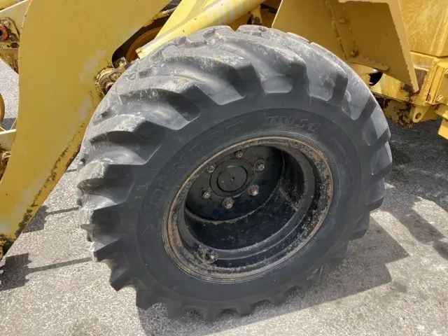 Xúc lật mini No.119 - 8