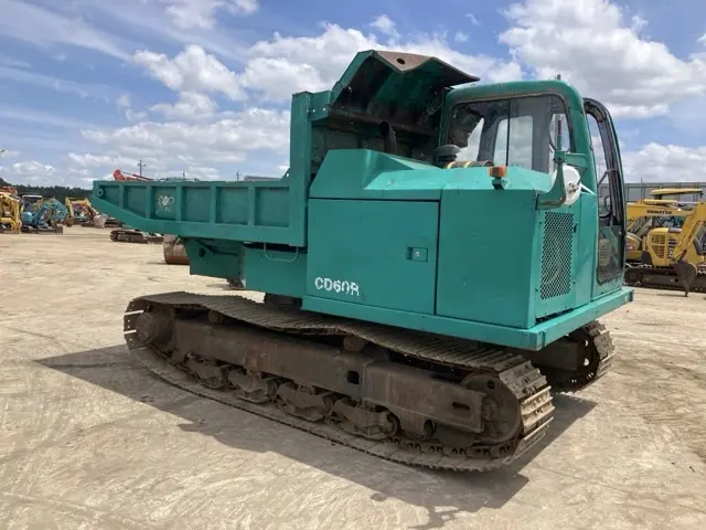 Xe ben xích No.126