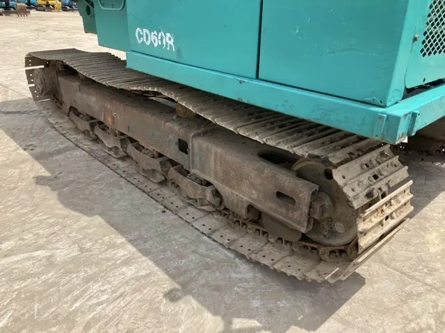 Xe ben xích No.126 - 11