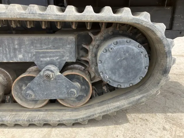 Xe ben xích No.140 - 11