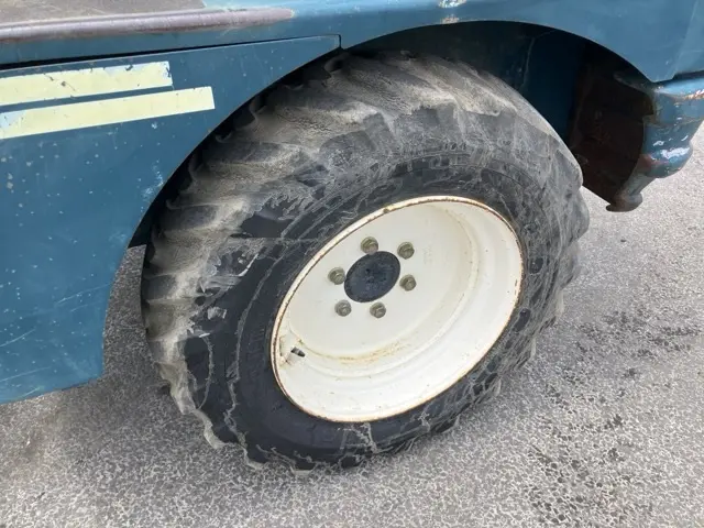 Xúc lật mini No.181 - 10