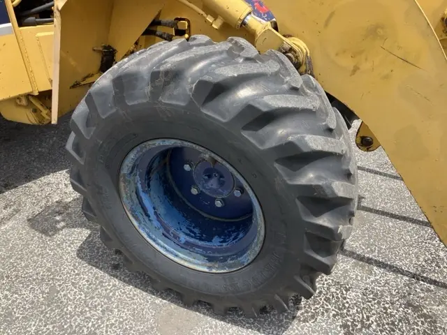 Xúc lật mini No.193 - 10